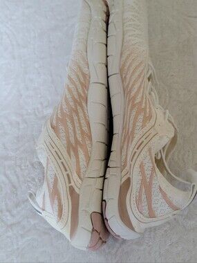 Hike Footwear Lorax Pro Barefoot Shoes Unisex US 6 Women 4.5 Men White Peach Euc